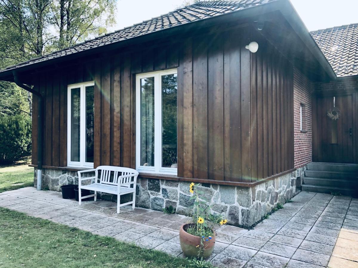 Landhaus mitten in der Lüneburger Heide Undeloh Exterior foto